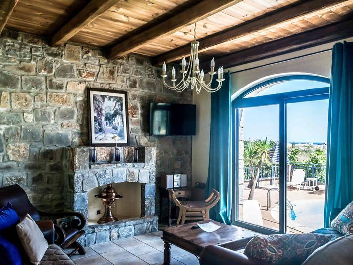 Ferienhaus für 4 Personen, mit Garten und Terrasse sowie Pool