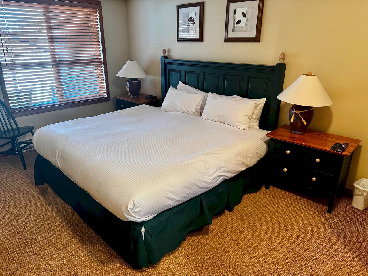 Apartamento entero, Slope side Condo True ski in ski out Pools hot tub in Whistler, Whistler Blackcomb