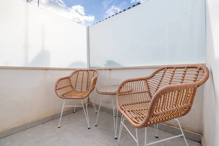Studio entier, Appartement 'Can 32 2 Habitaciones' avec vue sur la montagne et climatisation in Pollença Town, Pollença