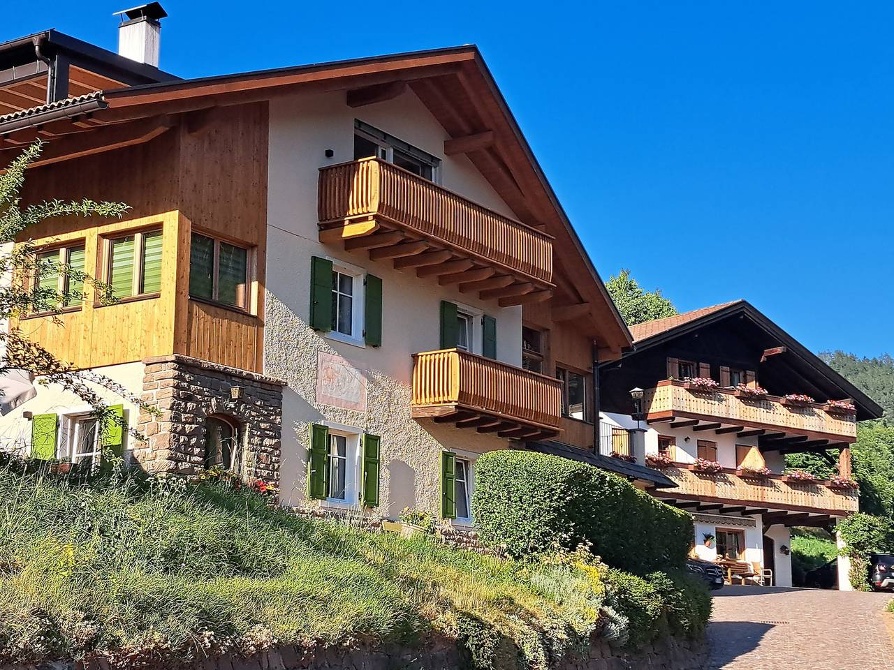 Ganze Wohnung, Apartment 'Gabrielli Luise' mit Bergblick, privater Terrasse und Wlan in Truden im Naturpark, Südtirol
