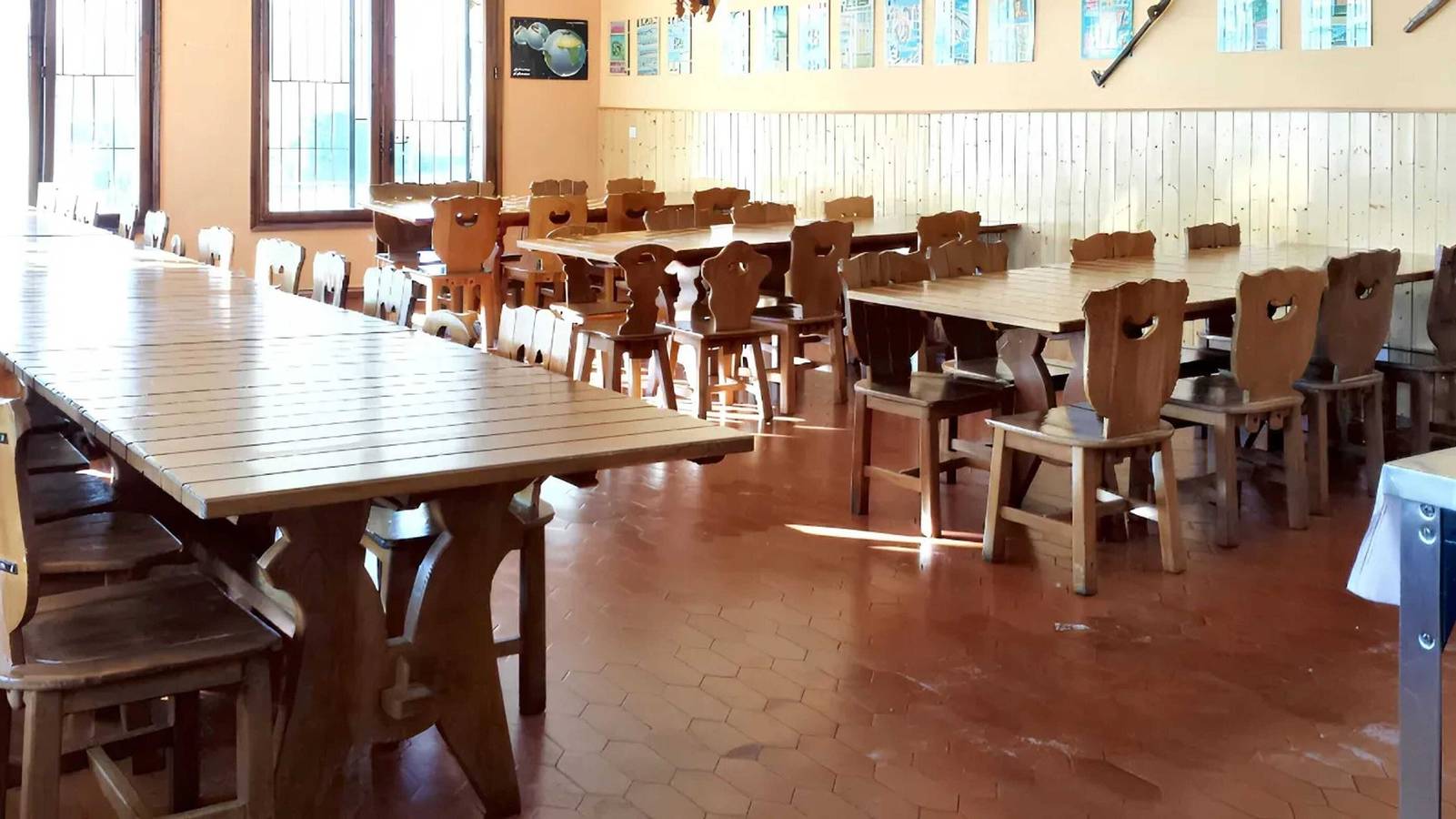 Spacious house in Navaluenga with lake view in Navaluenga, Valle del Alberche