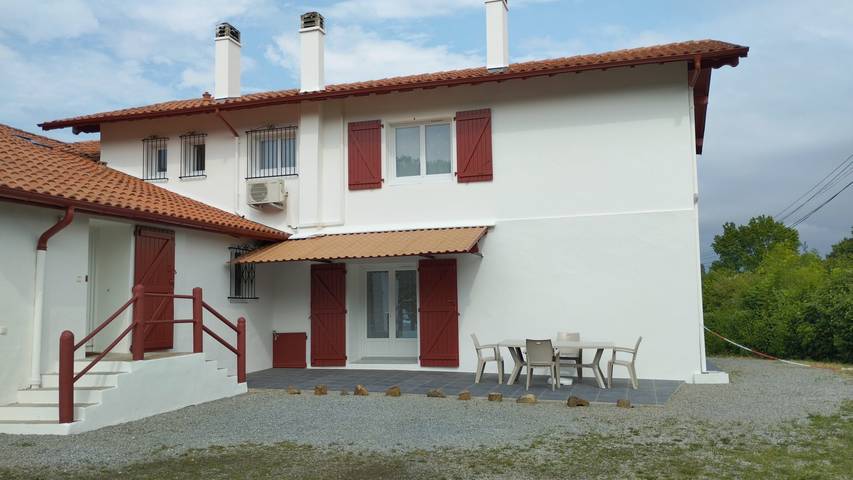 Appartement de vacances pour 4 personnes, avec terrasse
