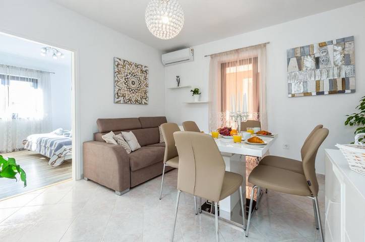 Ferienwohnung für 5 Personen, mit Balkon/Terrasse und Garten in Funtana - 3