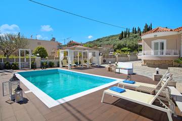 Villa With Pool for 8 People in Alykes, Zakynthos, Photo 1