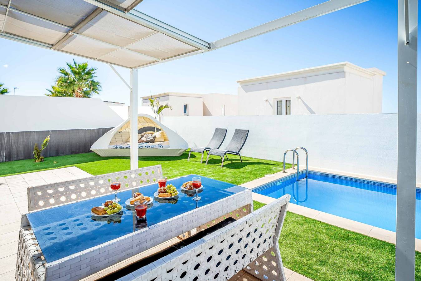 Villa für 8 Personen mit Terrasse in Miraverde, Adeje