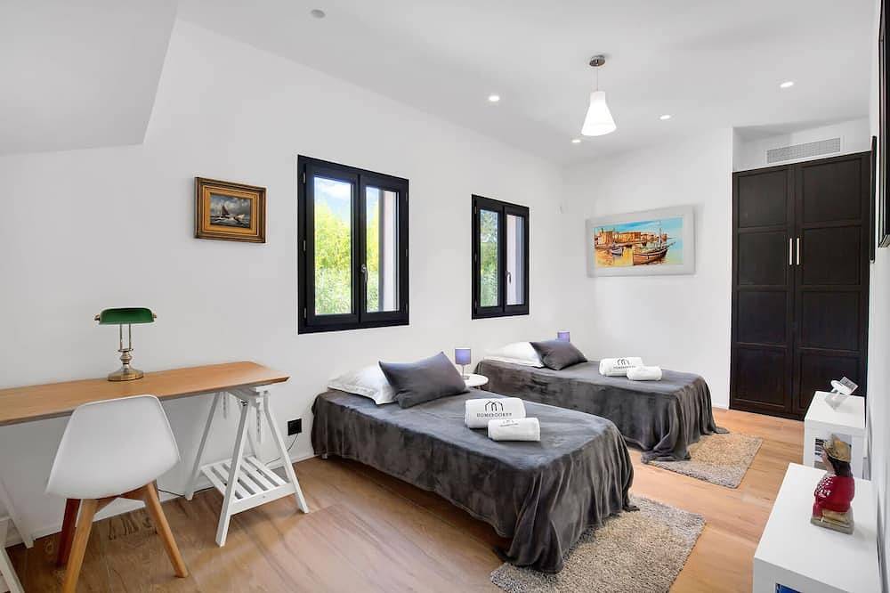 Villa Era Résumé:
La in Saint-Tropez, Région de Draguignan