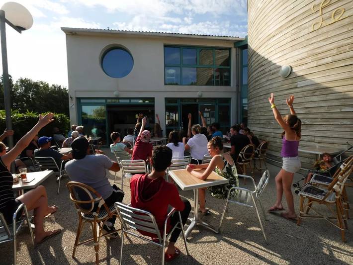 Camping pour 6 personnes, avec terrasse à Saint-Denis-d'Oléron - 2