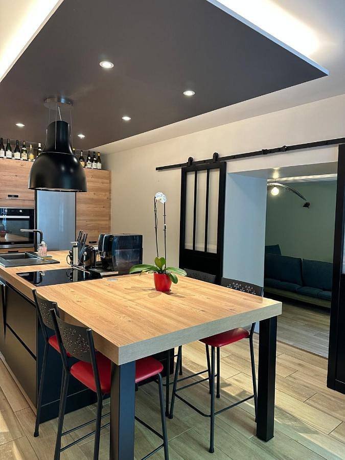 Villa pour 4 personnes, avec vue et jardin