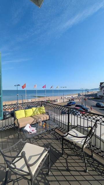 Gîte pour 8 personnes, avec vue et balcon dans Office de Tourisme de Villers sur Mer