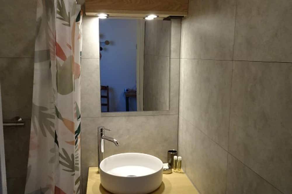 Charming B&B for a sunny getaway with seasonal pool in Forcalquier und Umgebung