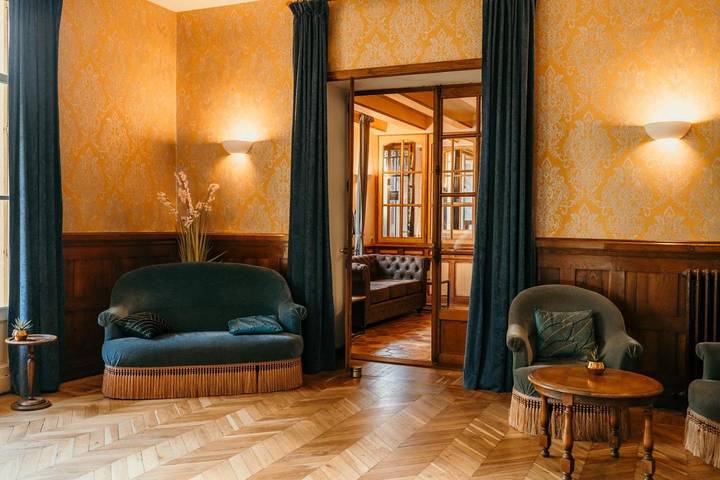 Hôtel pour 2 personnes, avec piscine et jardin, animaux acceptés