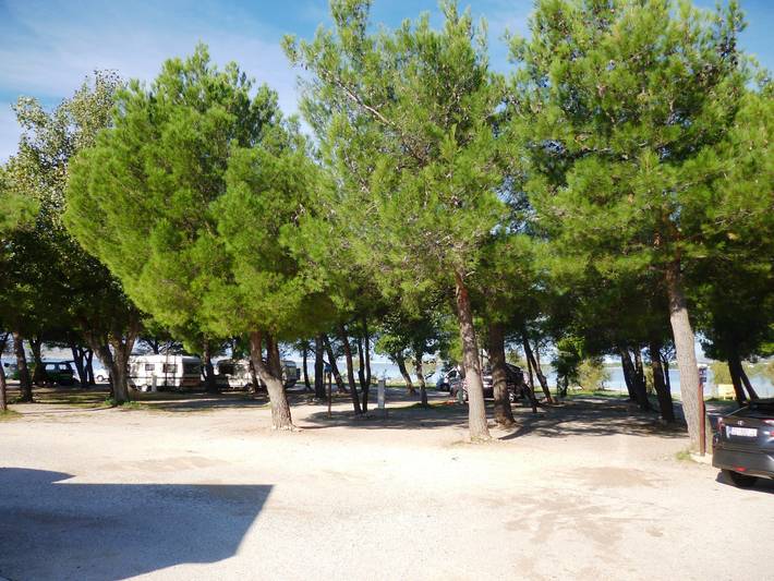 Casa rodante para 4 personas con terraza in Starigrad, Region de Zadar