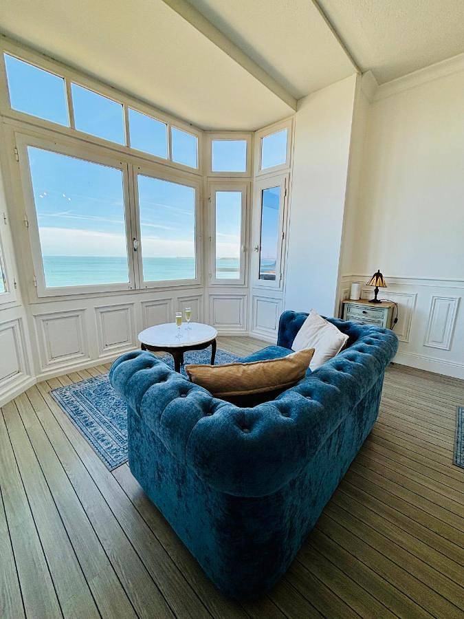 Gîte pour 2 personnes, avec vue dans Saint-Énogat