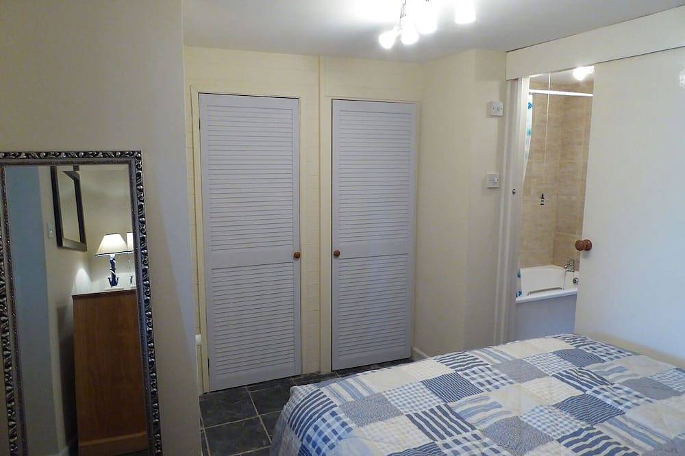 Looe Self Catering, Boutique Ferienhaus Looe mit spektakulärem Blick auf den Hafen in Looe, Cornwall