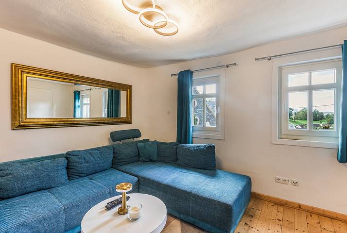 Ferienhaus im Grünen mit privatem Garten und WLAN in Schotten, Vogelsberg Region
