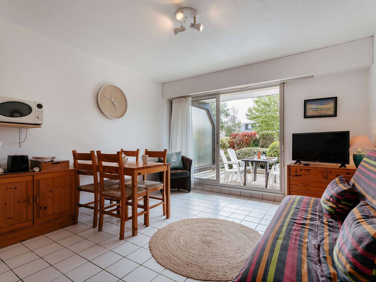 Appartement entier, Carnac - 2 pièces cosy avec terrasse proche plage in Carnac, Côte des Mégalithes