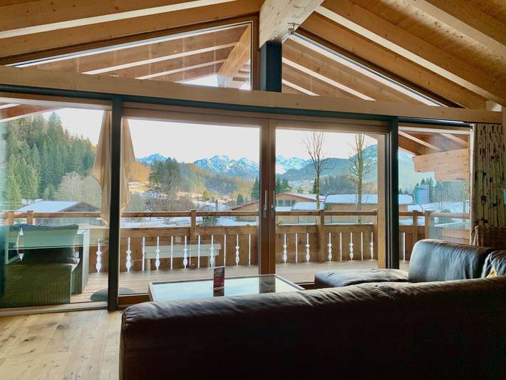 Ferienwohnung für 4 Personen, mit Balkon und Balkon/Terrasse sowie Garten und Ausblick in Obermaiselstein