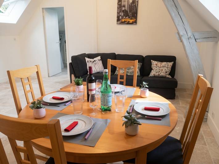Appartement entier, Appartement accueillant à Luynes, 60 m² avec jardin in Luynes, Région de Tours