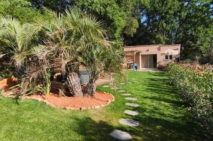 Appartement entier, Suite romantique 2 personnes • Jacuzzi privatif • Piscine exclusive • Provence in Trans-en-Provence, Région de Draguignan