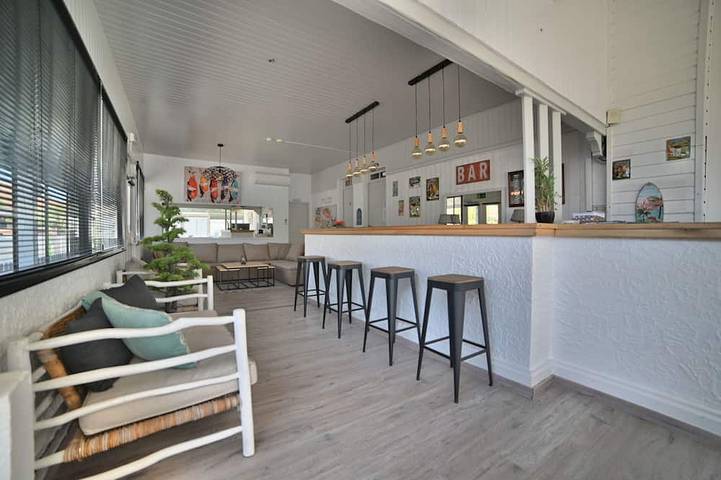 Location de vacances pour 12 personnes, avec terrasse dans Office De Tourisme De Ronce Les Bains