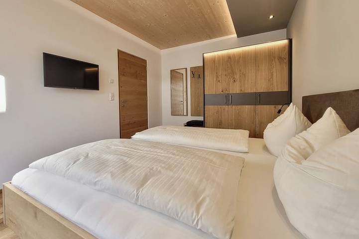 Ferienwohnung für 4 Personen, mit Balkon und Garten in Bichlbach - 3