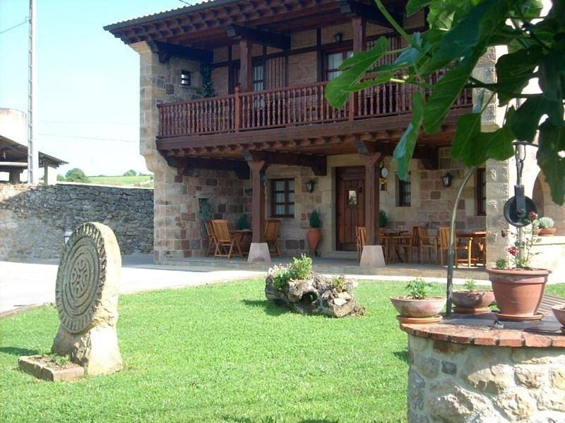Posada La Aldea in Oreña, Alfoz de Lloredo