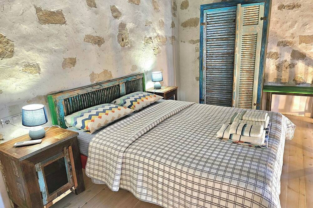 Ganze Wohnung, Traumhaftes \"Studio Red beach\" mit Schlafgalerie, einzigartige Ausstattung in Pitsidia, Iraklio-Heraklion und Umgebung