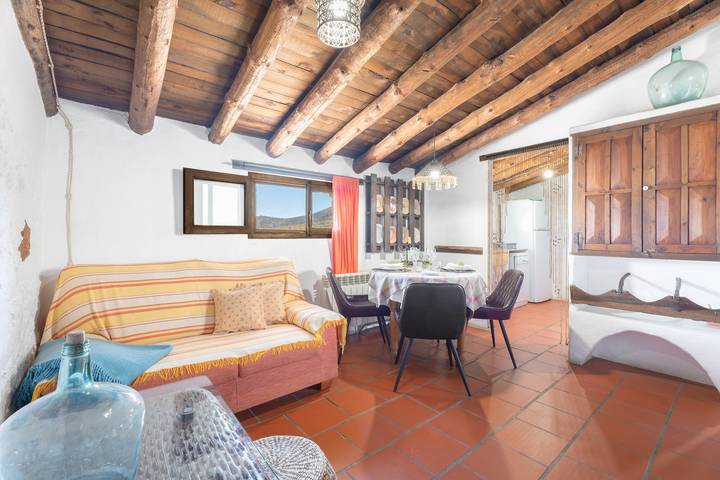 Holiday Home 'El Cup' with Mountain Views, Shared Pool & Private Terrace in La Torre d'En Besora, Castellón Province