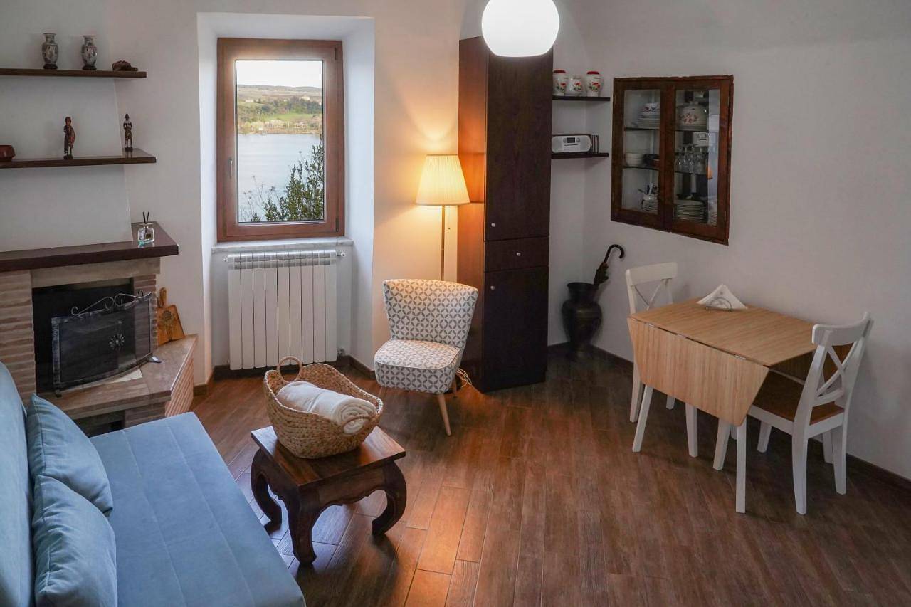 Appartamento intero, One-Bedroom Apartment in Anguillara Sabazia, Lago di Bracciano
