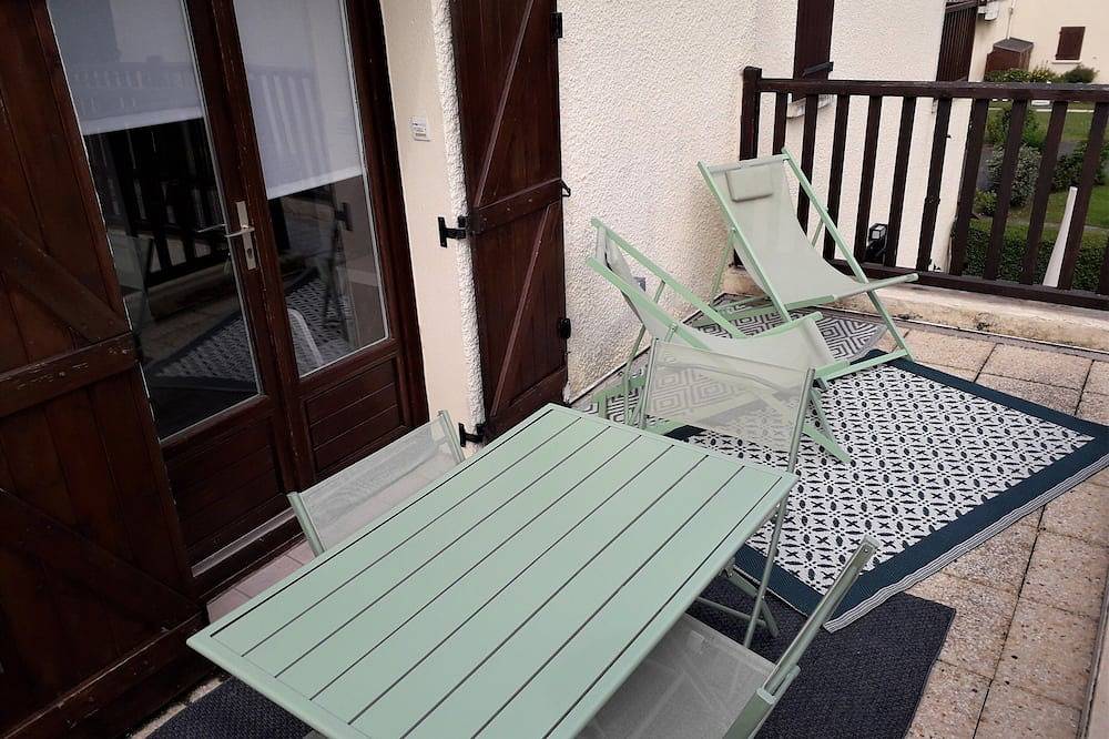 Entire apartment, Cosy new apartment 300m from the sea in Merville-Franceville-Plage, Caen region