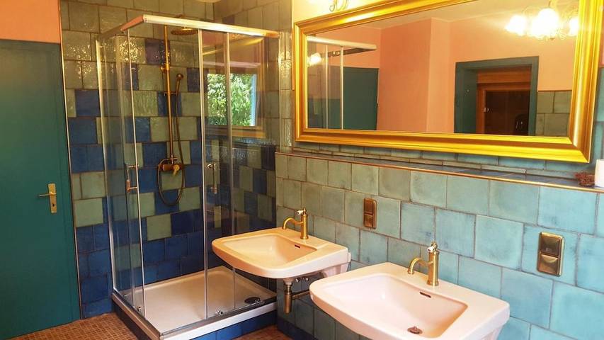 Ferienwohnung für 9 Personen, mit Ausblick und Garten sowie Sauna in Reil - 2