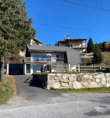 Gîte pour 8 personnes, avec balcon à Font-Romeu-Odeillo-Via