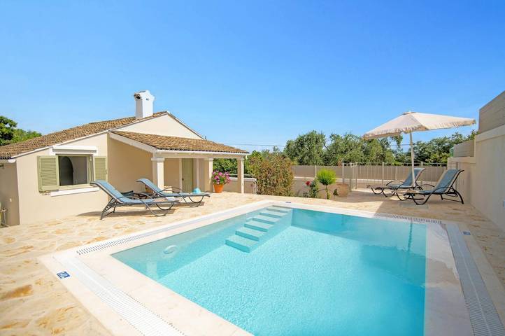 Villa for 2 people in Agios Stefanos (Corfu)
