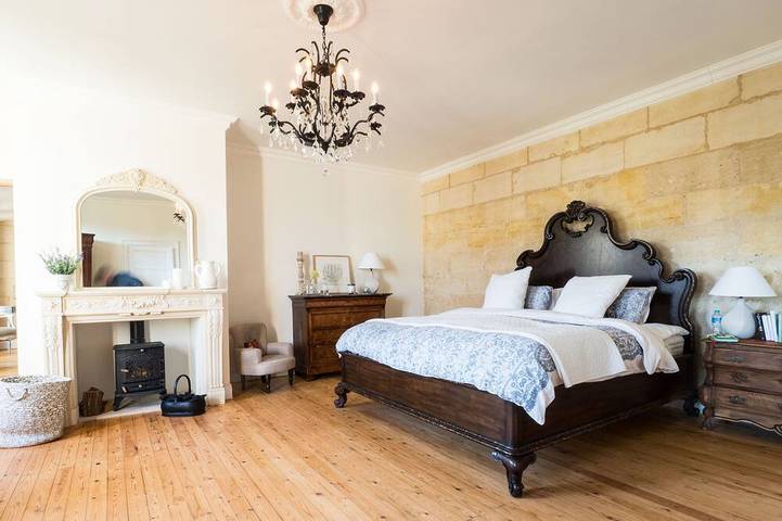 Gîte pour 10 personnes, avec jardin à Saint-Denis-de-Pile - 3