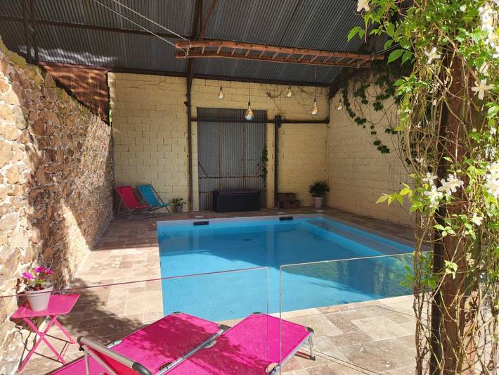 Gîte pour 3 personnes, avec piscine et jardin dans l' Aveyron - 4
