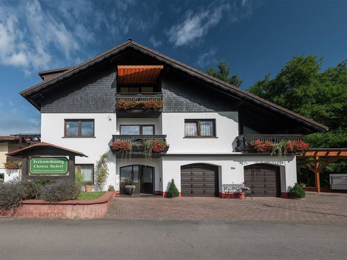 Hütte für 6 Personen, mit Terrasse und Garten im Odenwald