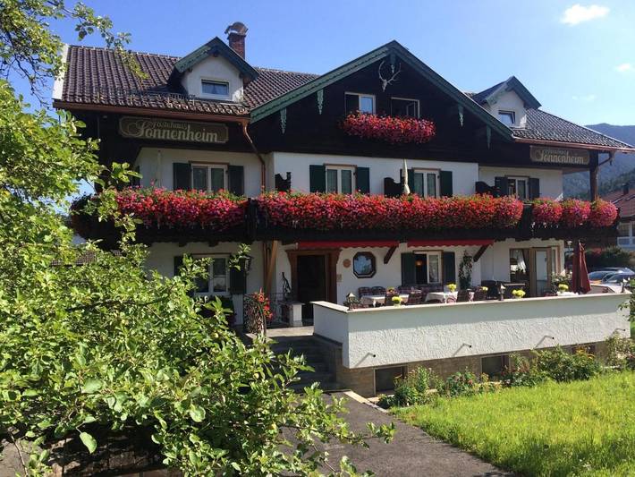 Maison d’hôte, avec Balcon ainsi que Terrasse et Jardin à Mittenwald