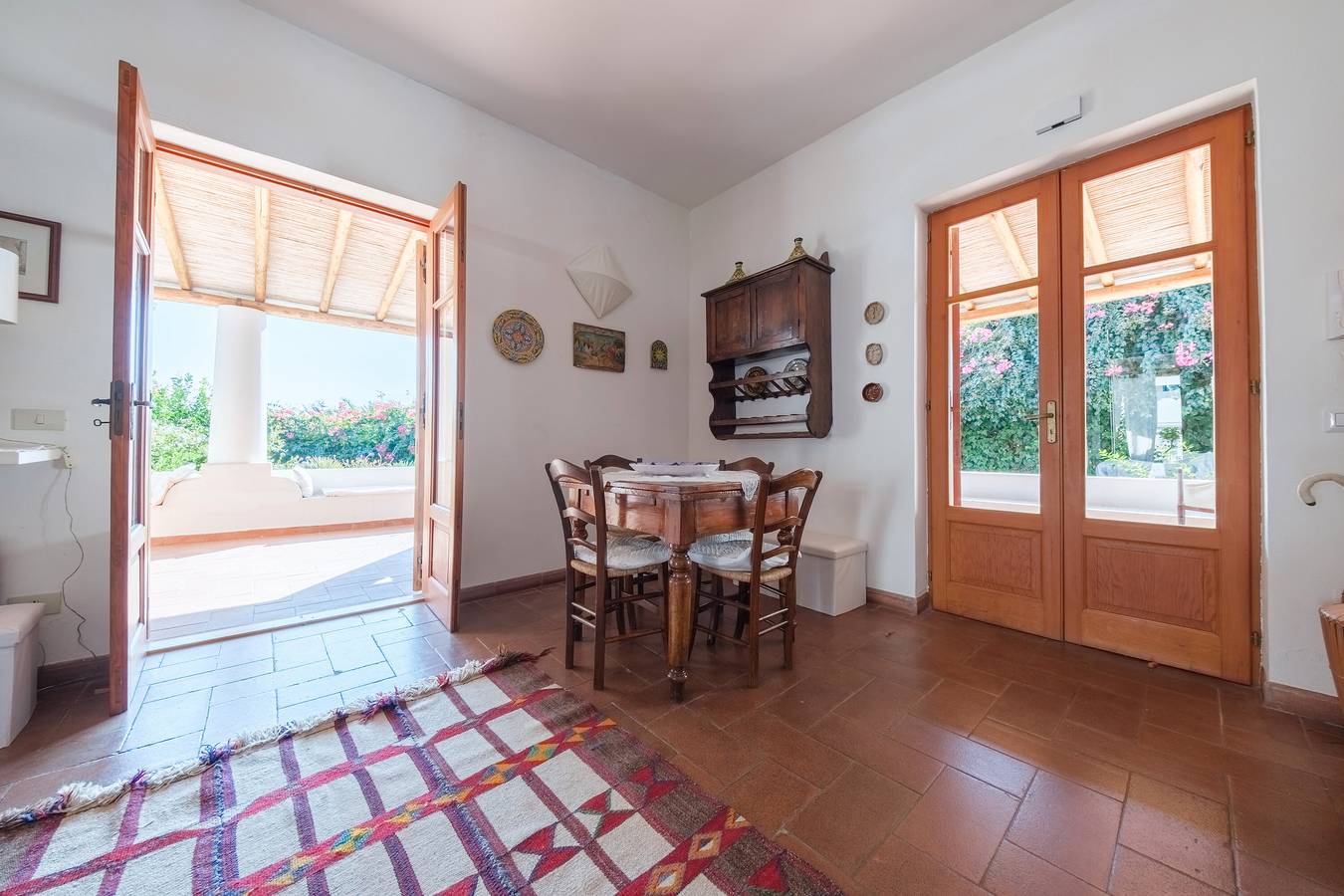 Villa 'Valle Canale Grande' with Sea View, Private Terrace and Wi-Fi in Lipari