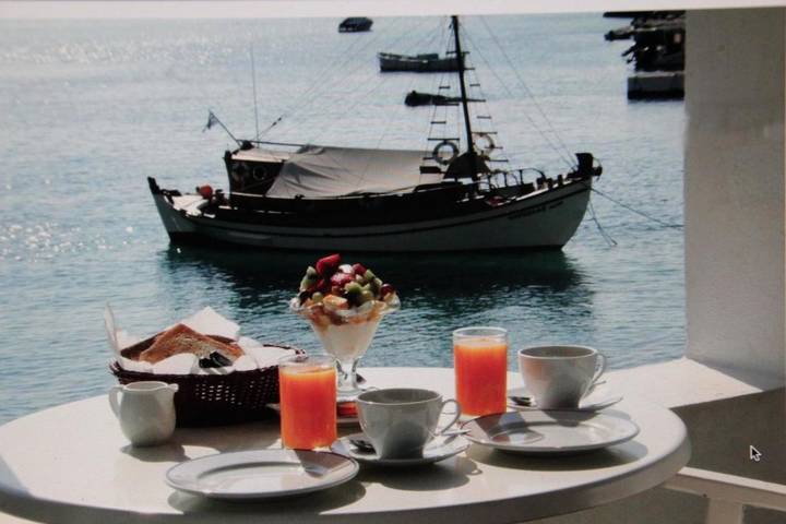 Hôtel pour 3 personnes, avec vue et terrasse, animaux acceptés dans Loutró - 3