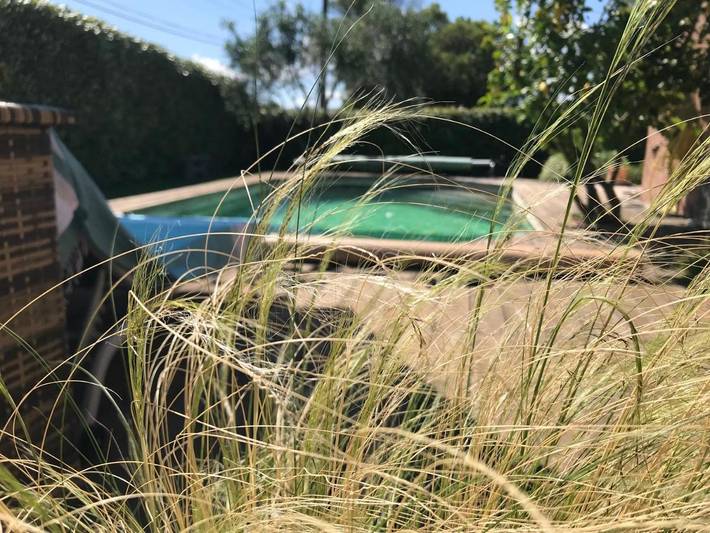 Maison d’hôte pour 2 personnes, avec piscine ainsi que jardin et vue