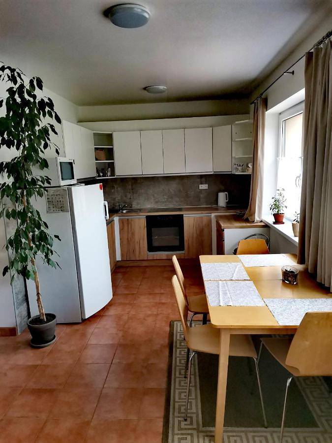 Apartament wakacyjny dla 5 osób, z widok i taras, zwierzęta dozwolone w Blansko
