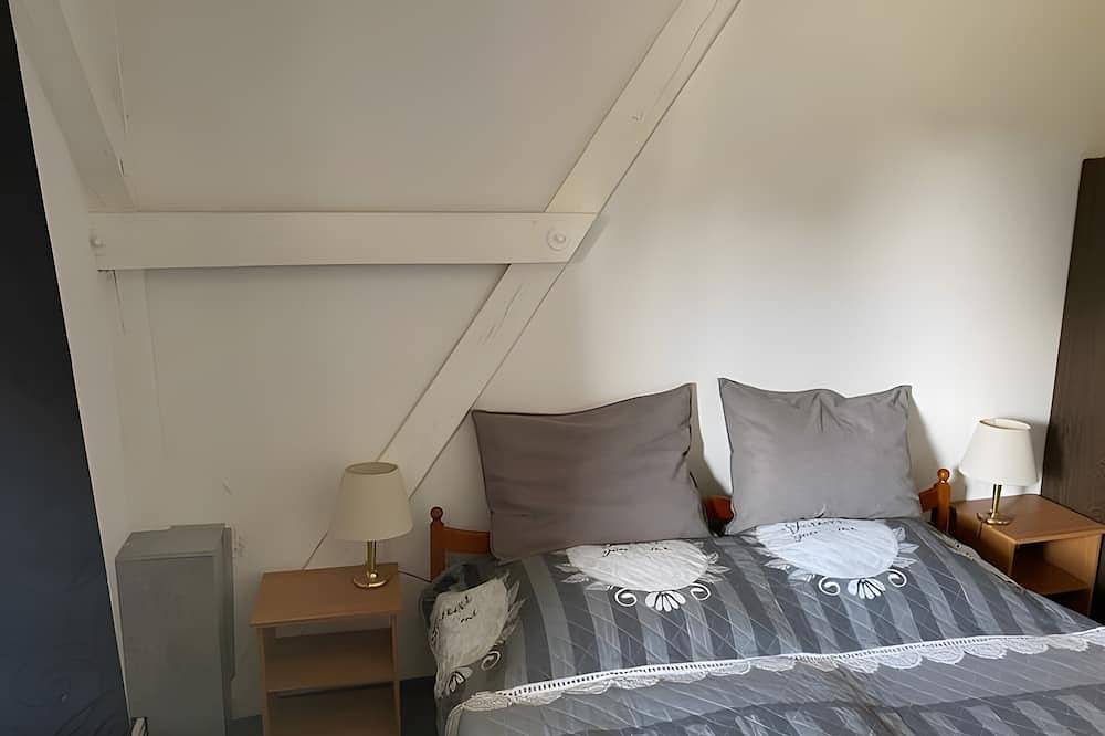 Ganze Wohnung, Apartment „Landhaus Wagner“ mit privater Terrasse und Wlan in Malente, Südliche Ostseeküste