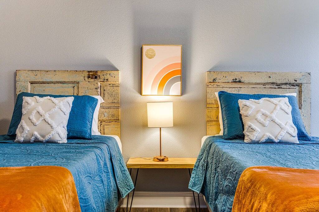 Hideaway of Fort Worth- West of downtown in Fort Worth, Tarrant County