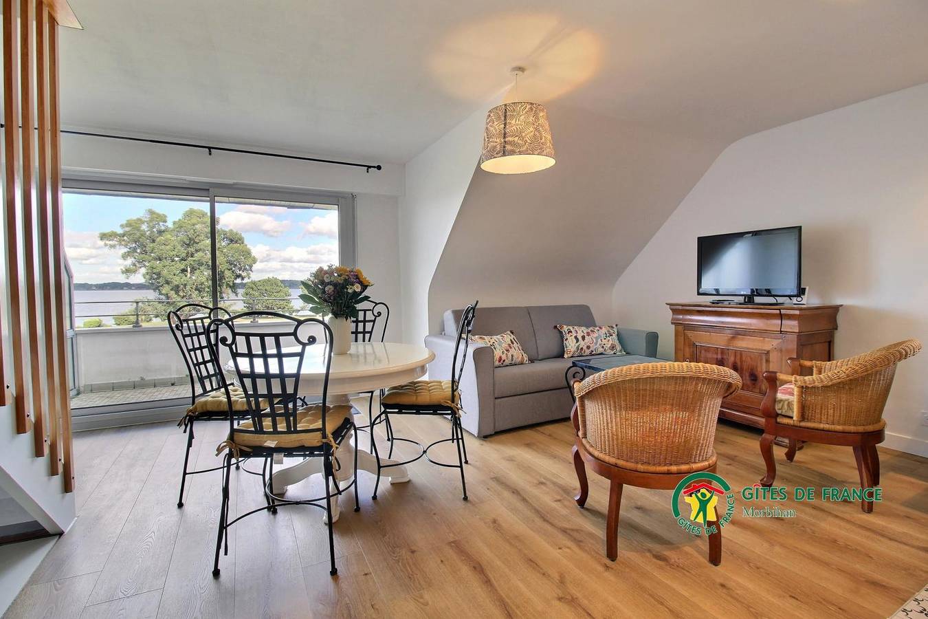 Tadorne de Belon in Locmariaquer, Côte des Mégalithes