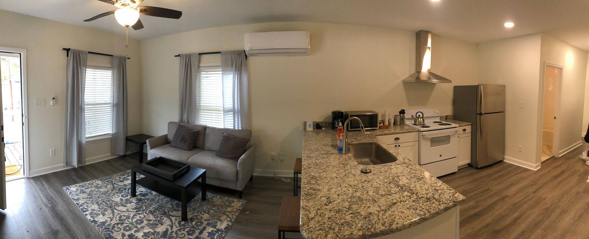 Ganze Wohnung, Lakewood/Lyon Park Renovated Cottage Near Duke 23A in Durham (NC), Durham County (USA)