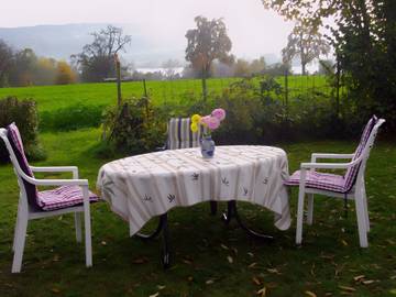 Ferienwohnung für 3 Personen, mit Seeblick und Garten in Öhningen