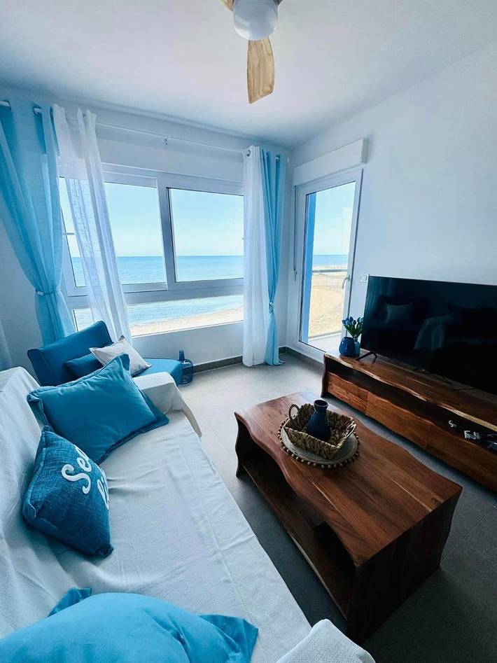 Entire apartment, Apartment 'Encanto Del Mar La Manga, Sea View' with Sea View, Wi-Fi and Air Conditioning in Playa del final de la manga (La Manga), San Javier