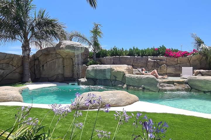 Chalet pour 8 personnes, avec Jacuzzi ainsi que Terrasse et Jardin à L'Ametlla de Mar