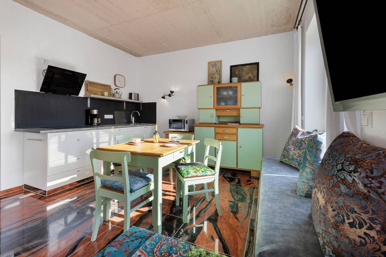 Ganzes Studio, Studio 'Zwischen Wald und See' mit Seeblick und privatem Garten in Meinerzhagen, Biggesee