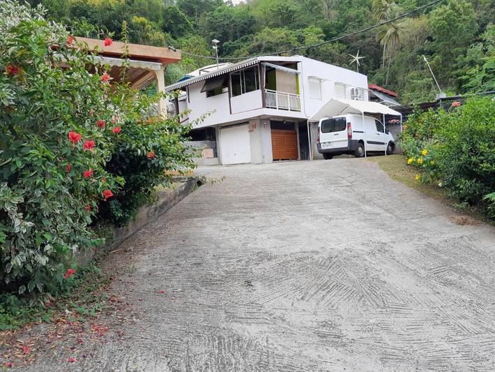 Maison d’hôte pour 4 personnes, avec bassin pour enfant et piscine ainsi que vue et balcon dans Le Marin - 4